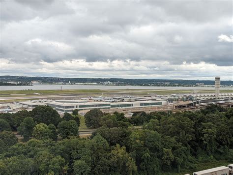 FAA Issues Permanent Restrictions On Helicopter Flights Near Reagan Airport