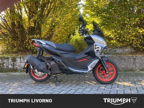 Annuncio Moto Aprilia SR GT 125 A Livorno Usato Dueruote