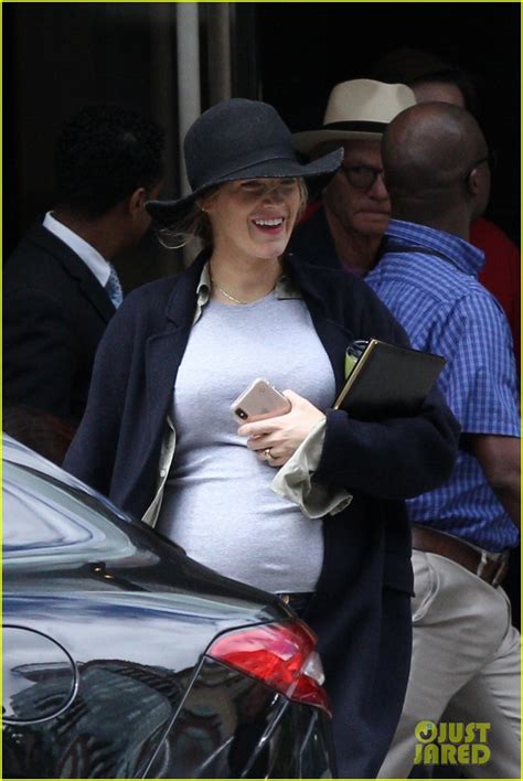 Pregnant Blake Lively Shows Off Her Baby Bump in Boston: Photo 4298851 ...