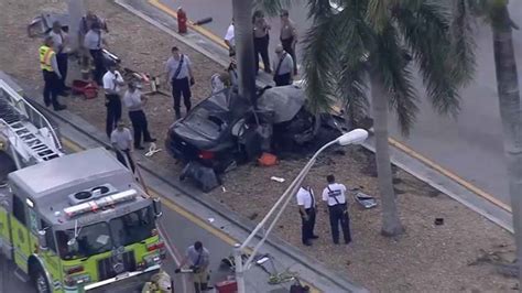 1 Hurt As Car Slams Into Tree In Fiery Crash In Kendall Nbc 6 South Florida