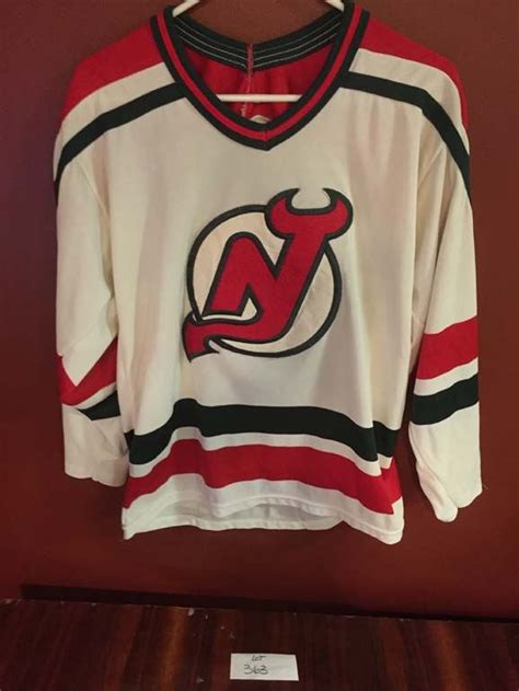 Vintage New Jersey Devils Jersey