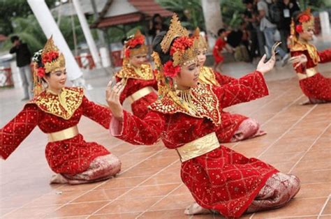 Penjelasan Lengkap 24 Seni Tari Tradisional Sumatera Barat