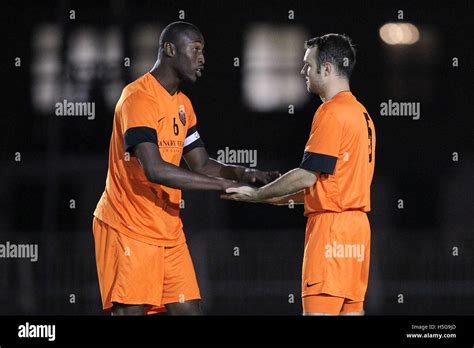 Ajibola Olatunbosun L And Ian Gray Of Bethnal Green Sporting Bengal