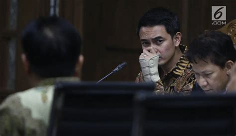 FOTO Sidang Lanjutan Zumi Zola Hadirkan Sejumlah Saksi Foto Liputan6