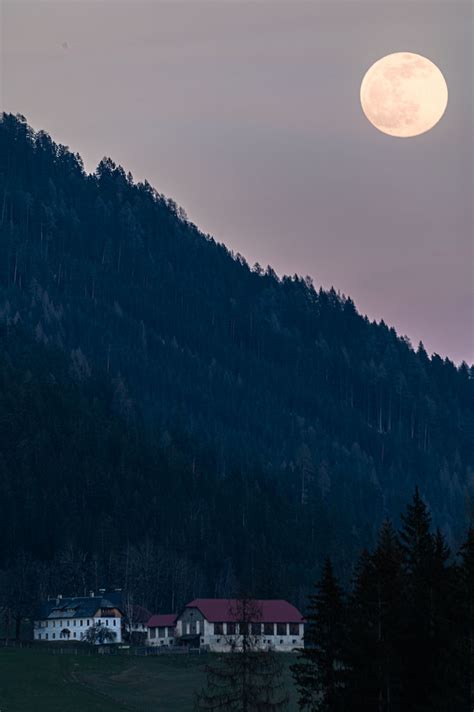 Vollmond April 23 Farchtensee Gailtaler Alpen 5 Gert Huber Flickr