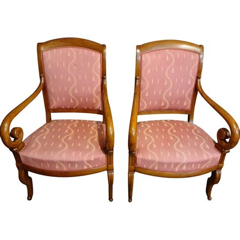 Paire De Fauteuils Vintage En Merisier Et Tissus