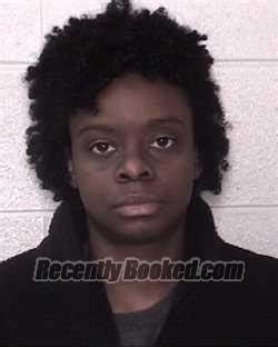 Recent Booking Mugshot For ZARRIA LENISE YVONN LONG In Rutherford