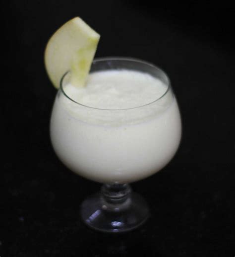 Apple Milkshake By Rahat Zaid Recipe Masters