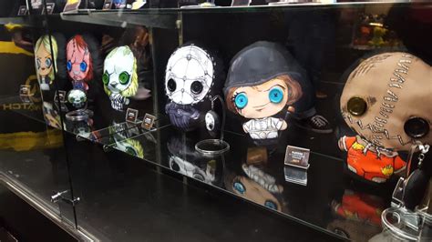 Mezco Toyz Displays Massive Collection of Upcoming Horror Toys at New ...