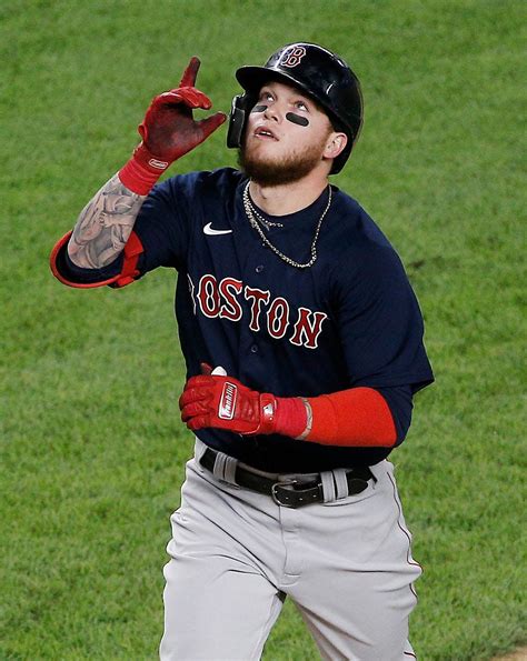 Yankees land Alex Verdugo from Red Sox for first big splash of offseason