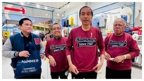 Jokowi Beli Sweater Hammer Di Living World Pekanbaru Ini Yang Perlu