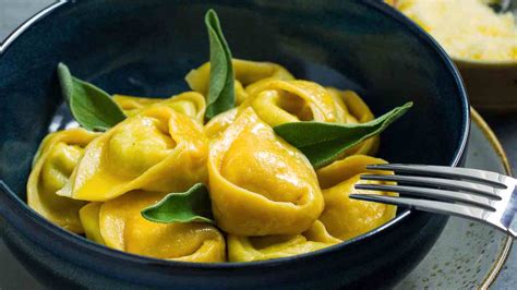 Tortelli Verdi Ripieni Di Verdure E Ricotta Ricetta Preparazione