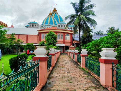 Mayapur iskcon temple in krishnanagar west bengal india. iskcon temple ...