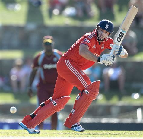 Michael Lumb Flicks Through The Leg Side ESPNcricinfo