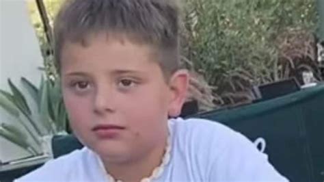 Papá es malo ser gay Niño recibe conmovedora respuesta y las redes reaccionan Plumas