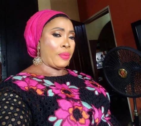 Dame Mature Belle Es Riche Abidjan