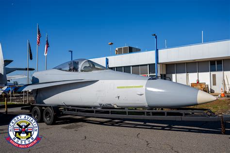 McDonnell Douglas F/A-18A Hornet Cockpit | Hickory Aviation Museum