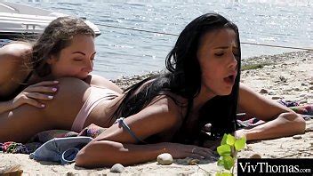 Buxom Lesbians Act On Instant Attraction And Fuck Each Other XNXX