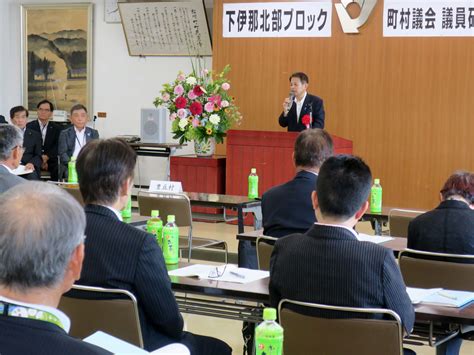 長野県看護連盟の皆様と懇談、下伊那北部ブロック町村議会議員研修会で挨拶、垣内将邦県議飯島町県政報告会に出席しました 宮下一郎 ブログサイト