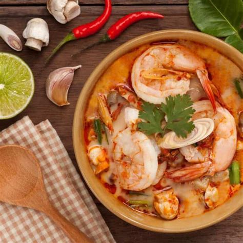 Tom Yum With Shrimp Chicken Easy Thai Soup Under Minutes