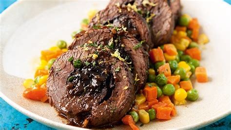 Braised Beef Shank Recipe | Yummy.ph