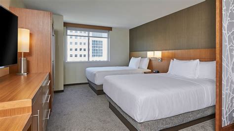 Hotel Rooms With Sofa Bed | Hyatt Place Toronto / Mississauga