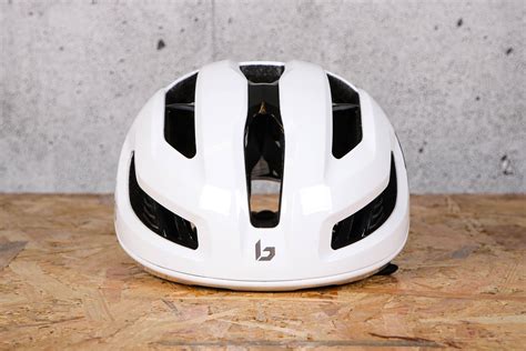 Review Bollé Avio Mips Helmet Roadcc