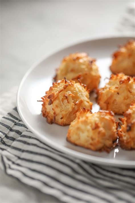 Easy Coconut Macaroons Recipe Laurens Latest