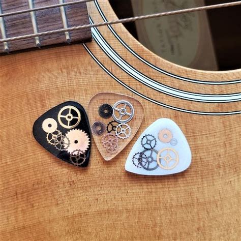 Custom Resin Gear Guitar Pick Etsy Cool Guitar Picks Cool Guitar