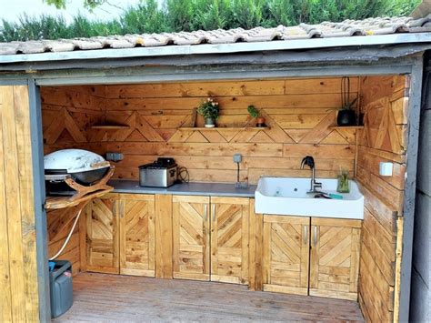 30 DIY Wood Pallet Outdoor Kitchen Ideas | Wood Pallet Creations