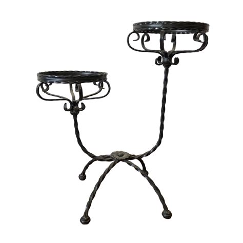 China Wrought Iron Flower Holder Manufacturers And Suppliers Boya Metal