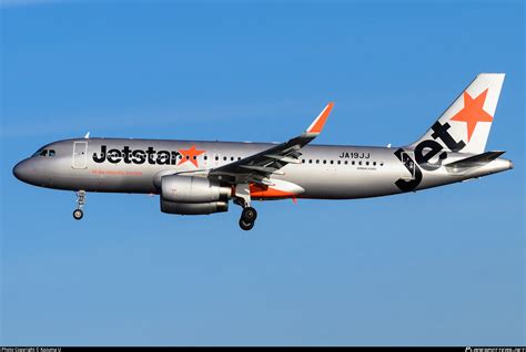 JA19JJ Jetstar Japan Airbus A320 232 WL Photo By Kazuma U ID 826967