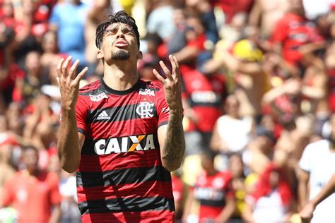 Flamengo perde para o Ceará e é vaiado pela torcida