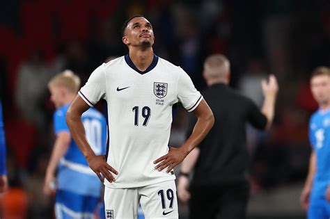 Transfer reporter posts Trent update which may terrify Liverpool fans