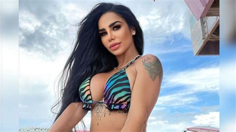 Lis Vega 3 fotos de la cubana que demuestran que es la más bella de