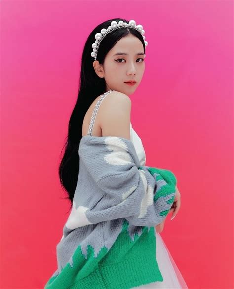 Hourly Jisoo ️ On Twitter Kim Jisoo 🥀… Kpop Girl Groups Korean