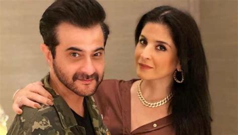 Fabulous Lives Of Bollywood Wives Maheep Kapoor Reveals Sanjay Kapoor Cheated On Her In