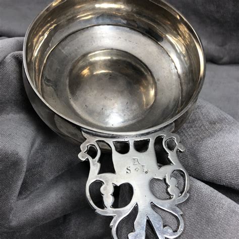 Z Unmarked Porringer Probably Boston 1770 S SOLD Lamb Silver