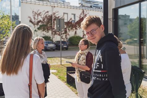 Akcja Studiuj Z Uwb Zainteresowa A Uczni W Z Wilna Uwb Dla Szk