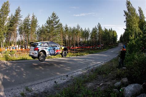 WRC - 2015 Rally Finland jumps | Federation Internationale de l'Automobile