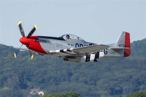 Photos of the Week: WWII P-51 Mustang Part of Pa. Airshow - Blue Sky PIT News Site