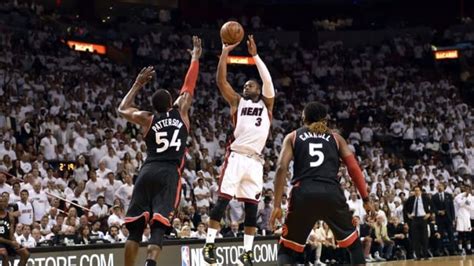 Miami Heat Should Dwyane Wade Shoot More 3 Pointers