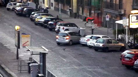 Napoli Blitz Dei Carabinieri Parcheggiatori Abusivi Di Chiaia