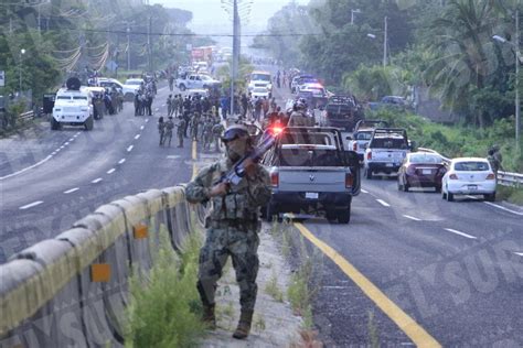 Se Enfrenta La Upoeg Con Polic As Ministeriales En Acapulco Dos