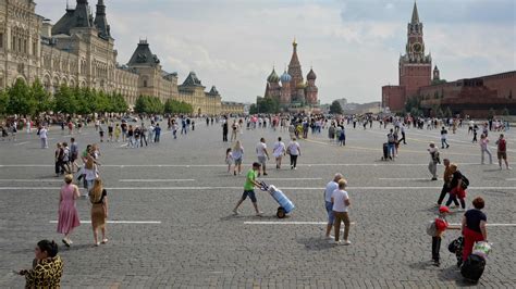 Rusia entre la guerra y la estabilidad económica The New York Times