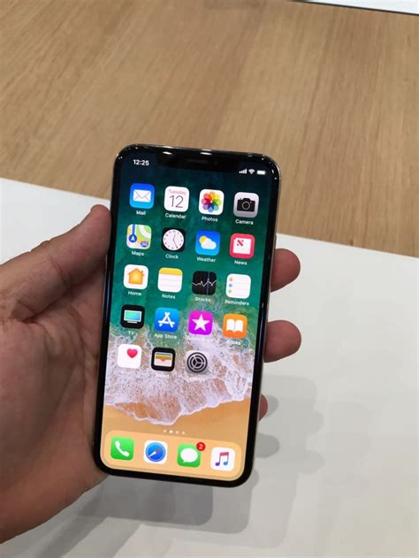 Apple podría bajar pronto el precio del iPhone X