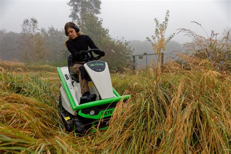 Etesia Launches New Hydro 80 Model Landscaping Matters