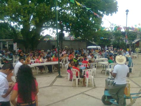 Zihuacostas En Un Clima De Tranquilidad Las Fiestas Patronales