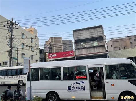 竹市「縣市先導公車」串連竹科與高鐵 交部允留8輛電動公車先行 新竹市 自由時報電子報