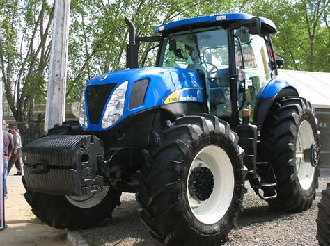 Tractor Agrícola T 7060 New Holland Agtrac